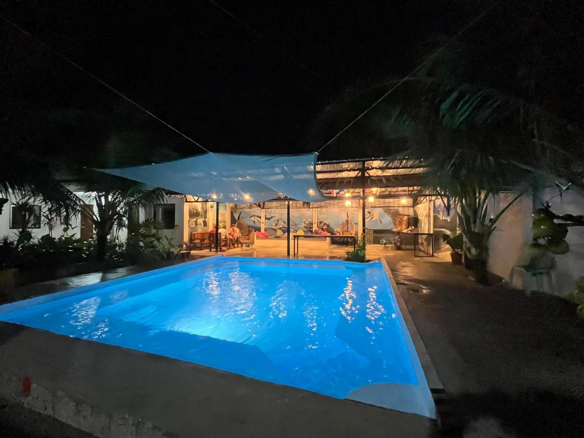 Ananas Guesthouse Moalboal Exterior foto